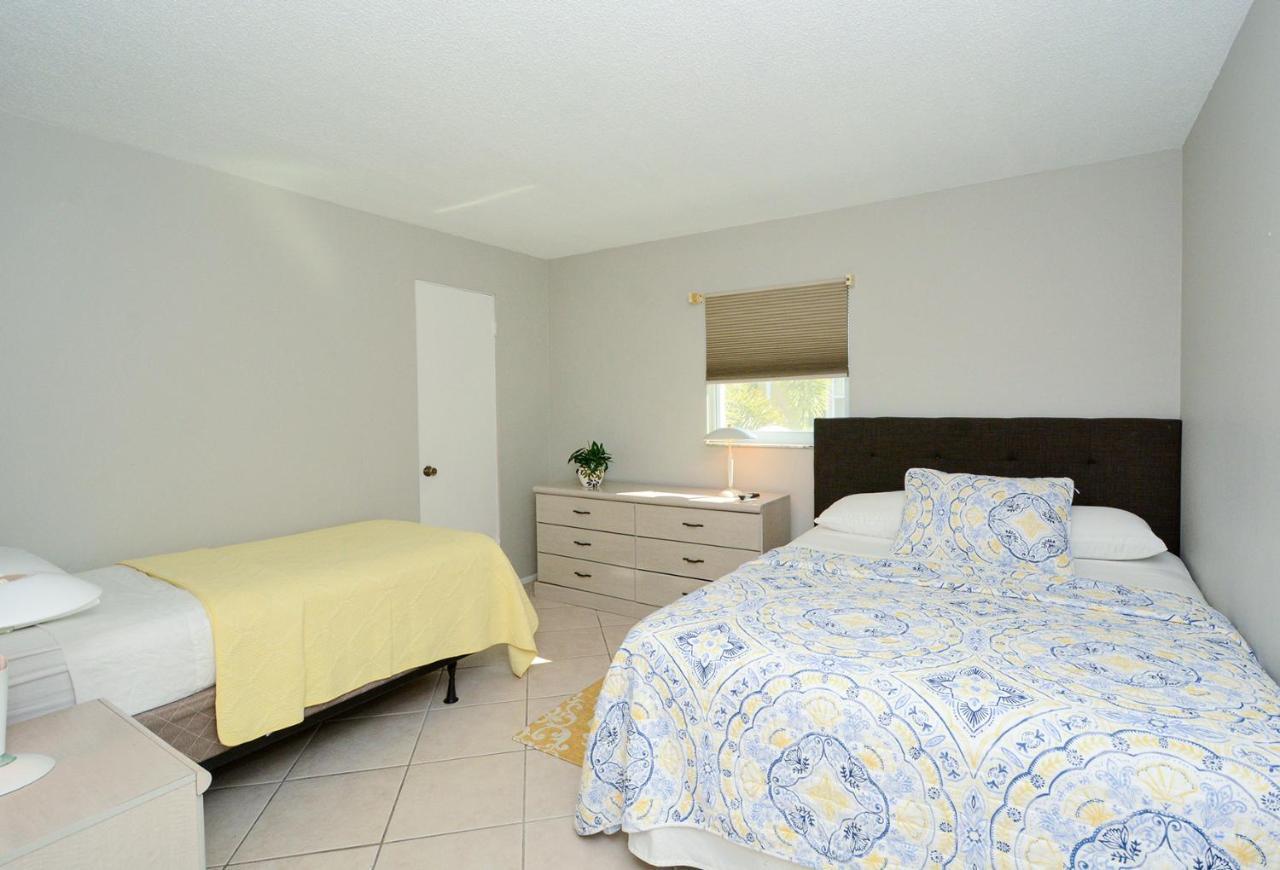 Canal 315 - Right In Siesta Key Village! Bagian luar foto