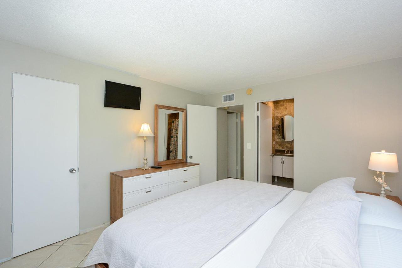 Canal 315 - Right In Siesta Key Village! Bagian luar foto